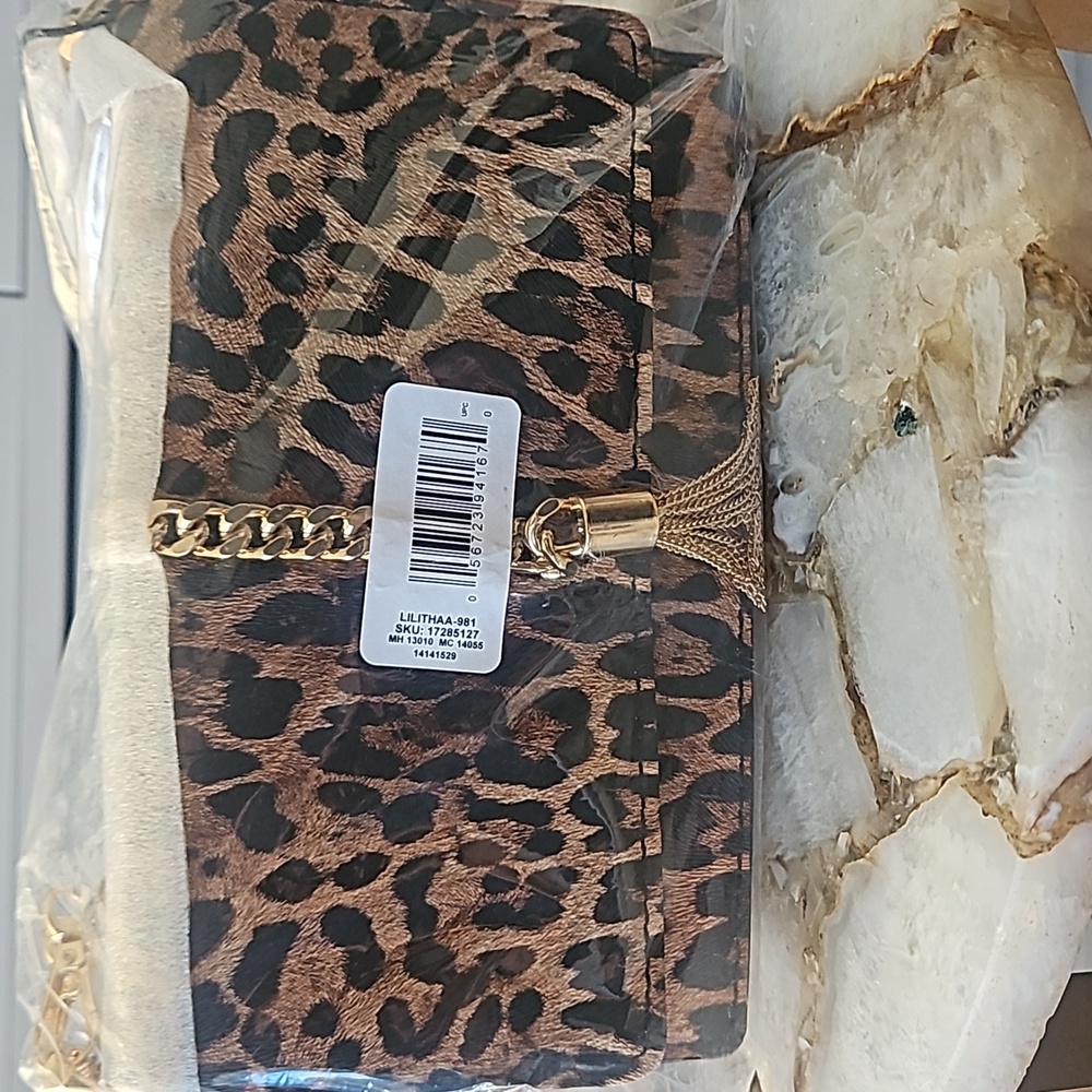 Aldo Leopard Print Clutch with Gold Chain - Picture 7 of 7